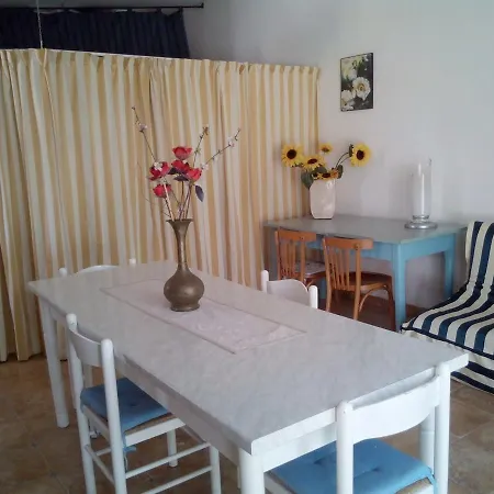 Ferienhaus Monolocale Nel Verde Racale