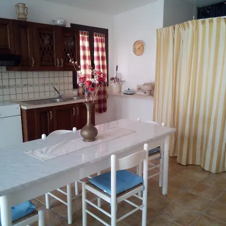 Monolocale Nel Verde Ferienhaus *